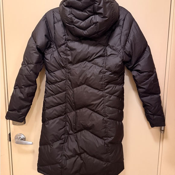 Patagonia Women's Dark Puffer Jacket - Picture 6 of 8